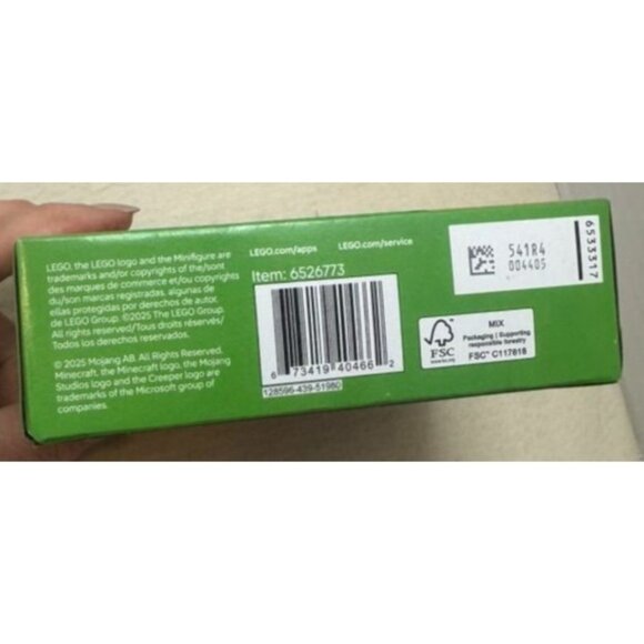 Lego Minecraft The Nether Lava Battle Building Toy Set 21266 - Picture 4 of 4